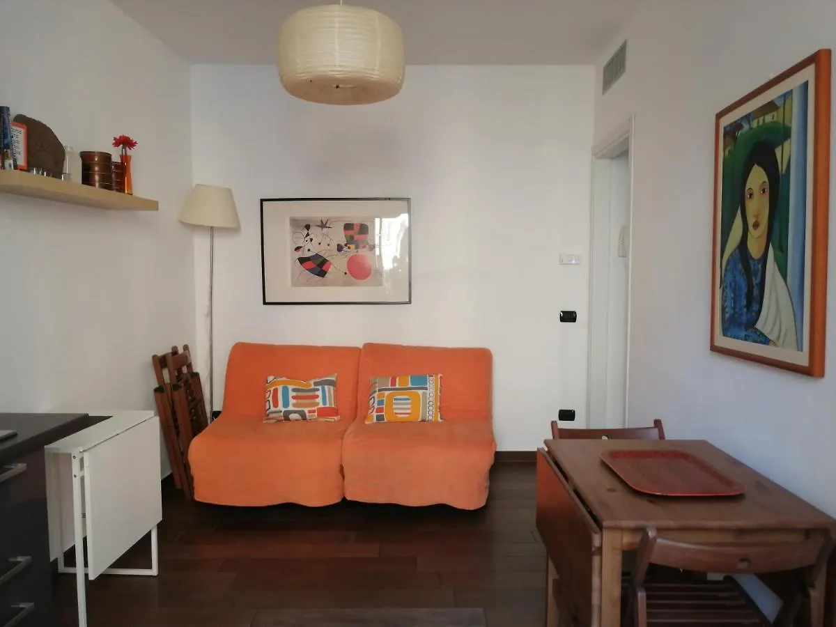 Al Molo 2 Apartment Como Italy